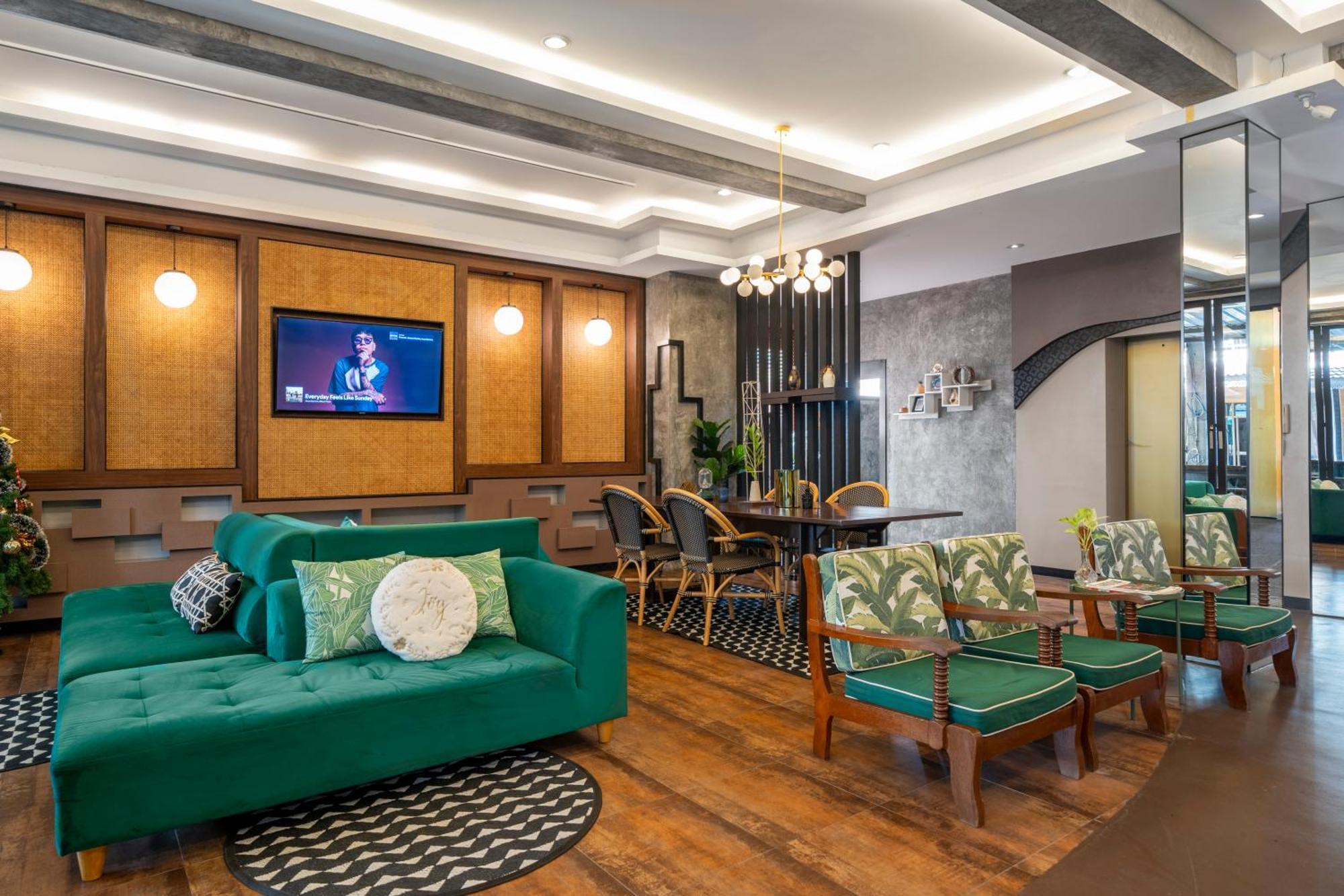 Buasri Boutique Patong Hotel Ngoại thất bức ảnh