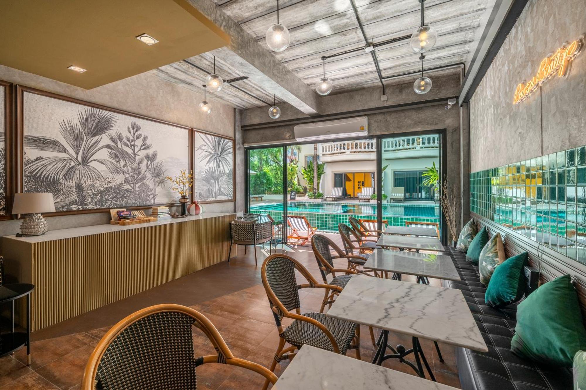 Buasri Boutique Patong Hotel Ngoại thất bức ảnh